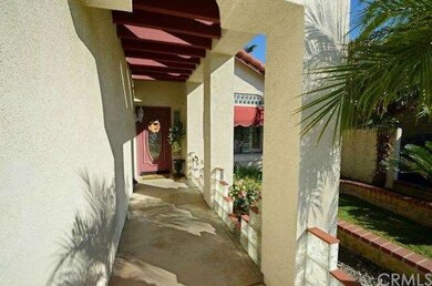Entrance to front door