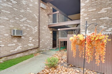 97 Arrowood Rd unit A, Manalapan, NJ 07726 - photo 5