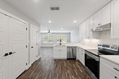 410 Cherry St, Whitesboro, TX 76273 - photo 7