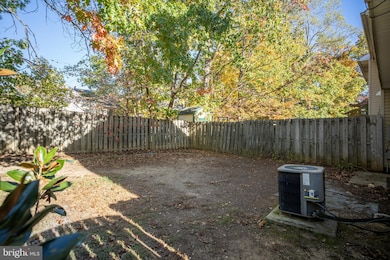 9613 Dominion Forest Cir, Fredericksburg, VA 22408 - photo 6