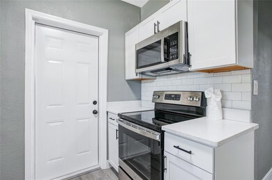 1169 Tangerine St, Clearwater, FL 33755 - photo 5