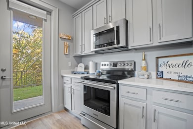 The Inlet unit 211, Ocean Springs, MS 39564 - photo 5