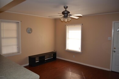 LIVING ROOM, VIEW 1