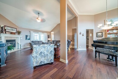 7401 Cove Way INDIANA 3