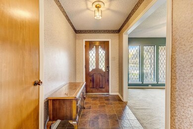 2233 Farrington Ln, Hurst, TX 76054 - photo 5