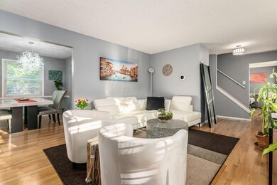 011_7_R 7663 Foxboro lane 009