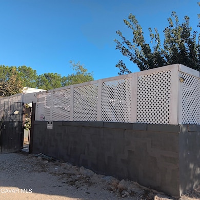 10364 15th St, Mojave, CA 93501 - photo 3