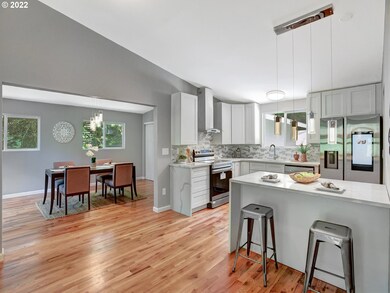 1872 Hillcrest Dr, West Linn, OR 97068 - photo 6