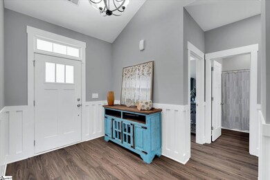 112 Foxbank Cir, Greer, SC 29651 - photo 4