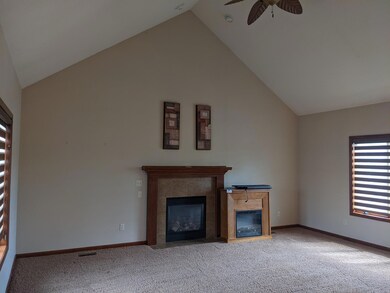232 White Bridge Ct, Bluffton, IN 46714 - photo 5