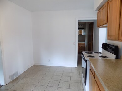 1402 Cone St, Elkhart, IN 46514 - photo 5