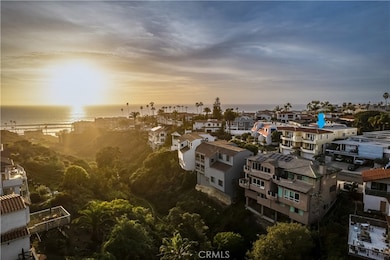 Easy walk to the beach