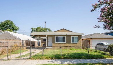 2047 E Knopf St, Compton, CA 90222 - photo 3