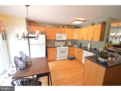 512 Jason Dr, Southampton, PA 18966 - photo 4