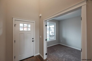 2160 NE Deciduous Ave, Albany, OR 97321 - photo 2