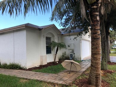 5941 Azalea Cir unit 5941, West Palm Beach, FL 33415 - photo 3