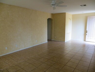 Living Rm and Entrance