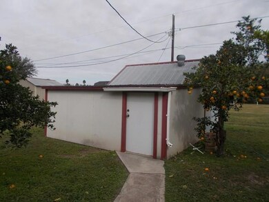 861 Clark St, Donna, TX 78537 - photo 7