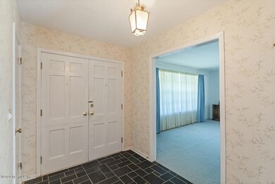 1225 Jamaica Ct, Jacksonville, FL 32216 - photo 4