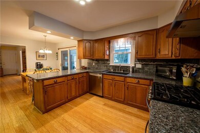 2282 Woodbarn Rd, Macungie, PA 18062 - photo 5
