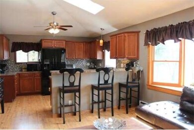 10 Hopkinton Rd, Upton, MA 01568 - photo 5