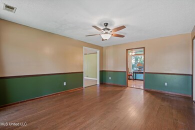 04-6915 Slash Pine Dr-4