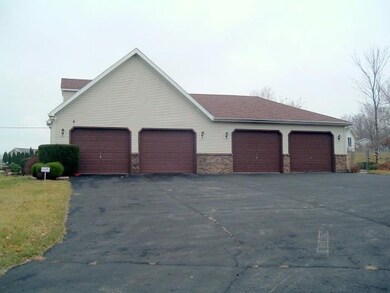 4088 N 400 W, La Porte, IN 46350 - photo 3