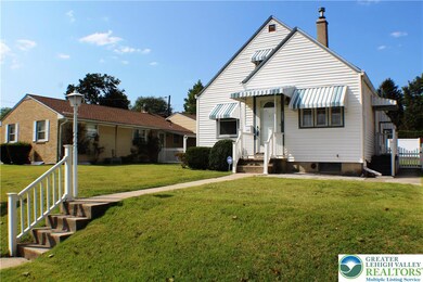 2317-2319 Elm St, Allentown, PA 18104 - photo 2