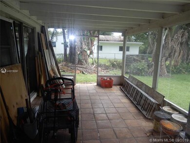 4225 SW 74th Ave, Davie, FL 33314 - photo 6