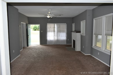 711 E Kirk St, Hugo, OK 74743 - photo 3