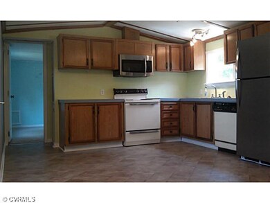 Kitchen - Open Kitchen with plenty of counter spac