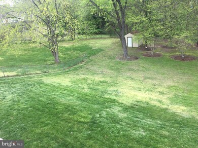 5301 Vienna Dr, Clinton, MD 20735 - photo 7