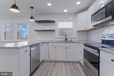 6617 Beddoo St, Alexandria, VA 22306 - photo 2