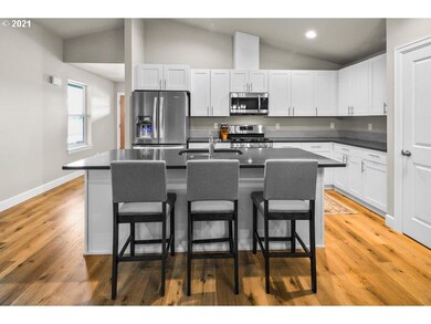 unlisted-address, Redmond, OR 97756 - photo 5