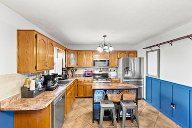 362 Peachtree Dr, Berea, KY 40403 - photo 6