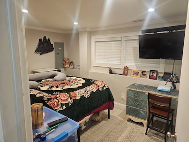 794 Vivian Ct, Baldwin, NY 11510 - photo 5