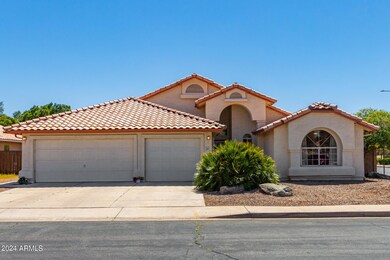 665 W Navarro Ave, Mesa, AZ 85210 - photo 2