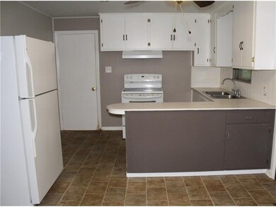 7049 Quivira Rd, Shawnee, KS 66216 - photo 3