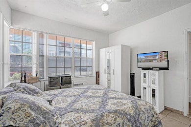 6860 Abbott Ave unit 4, Miami Beach, FL 33141 - photo 2