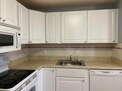 16 Mayberry Dr unit 12, Westborough, MA 01581 - photo 6