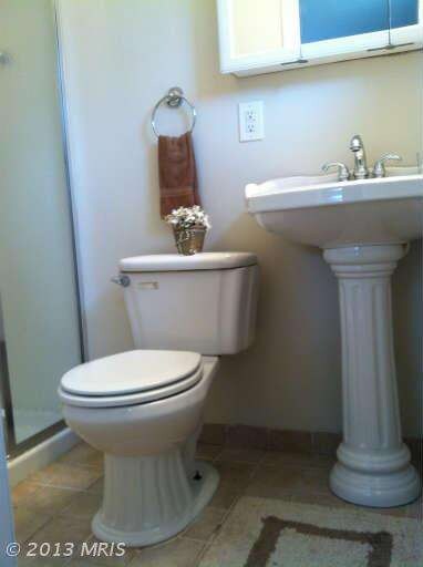 18182 Balty Rd, Ruther Glen, VA 22546 - photo 5