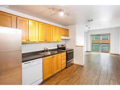 Parkview Condominiums unit 702, Vancouver, WA 98660 - photo 2