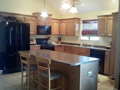 115 Emanuel Loop Rd, Brunswick, GA 31523 - photo 7