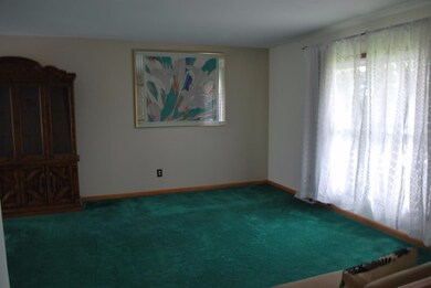 4460 W Guadalupe Cir, East Chicago, IN 46312 - photo 4