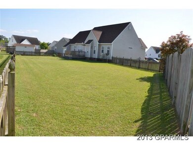 725 Carrington Ln, Winterville, NC 28590 - photo 4