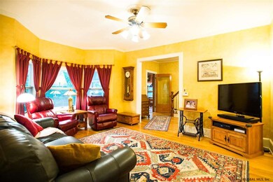 42 Hillview Ave, Rensselaer, NY 12144 - photo 5