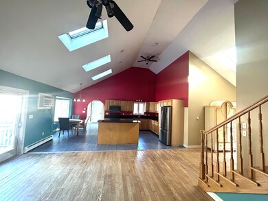 Dining Room/Kitchen