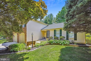 10825 Green View Way, Columbia, MD 21044 - photo 3