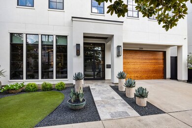 2309 Elmen St, Houston, TX 77019 - photo 2