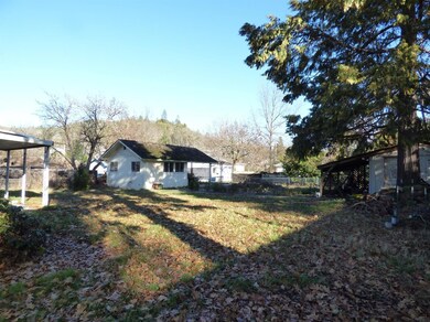 314 Broadway St, Rogue River, OR 97537 - photo 3